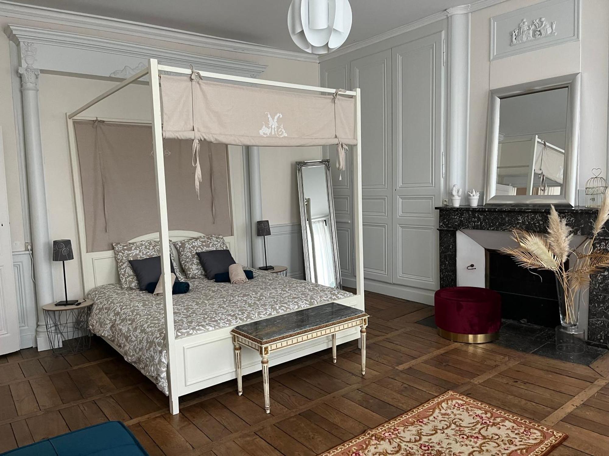 La Villa Louana 1 Appartement 160M2 Sobriete,Elegance En Coeur De Ville Aubusson  Bagian luar foto
