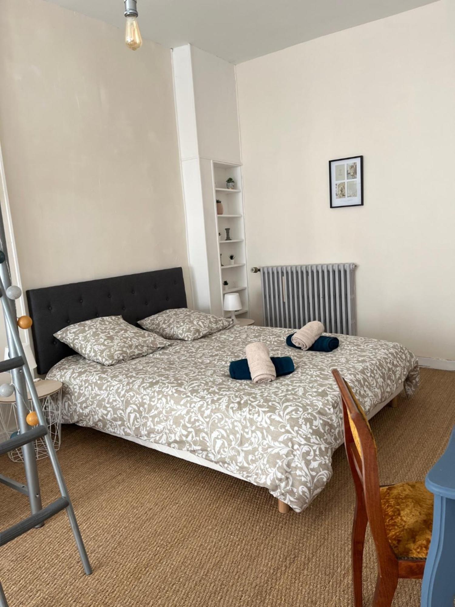 La Villa Louana 1 Appartement 160M2 Sobriete,Elegance En Coeur De Ville Aubusson  Bagian luar foto
